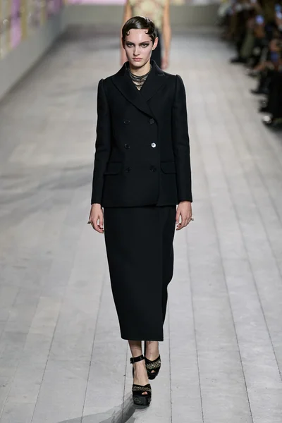 Look 42